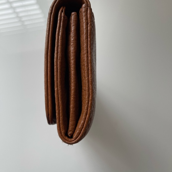 Michael Kors brown pebble leather continental wallet. - Picture 3 of 8